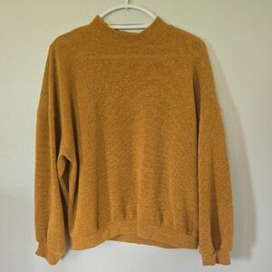 Lush Gold Mock Neck Sweater Size Medium